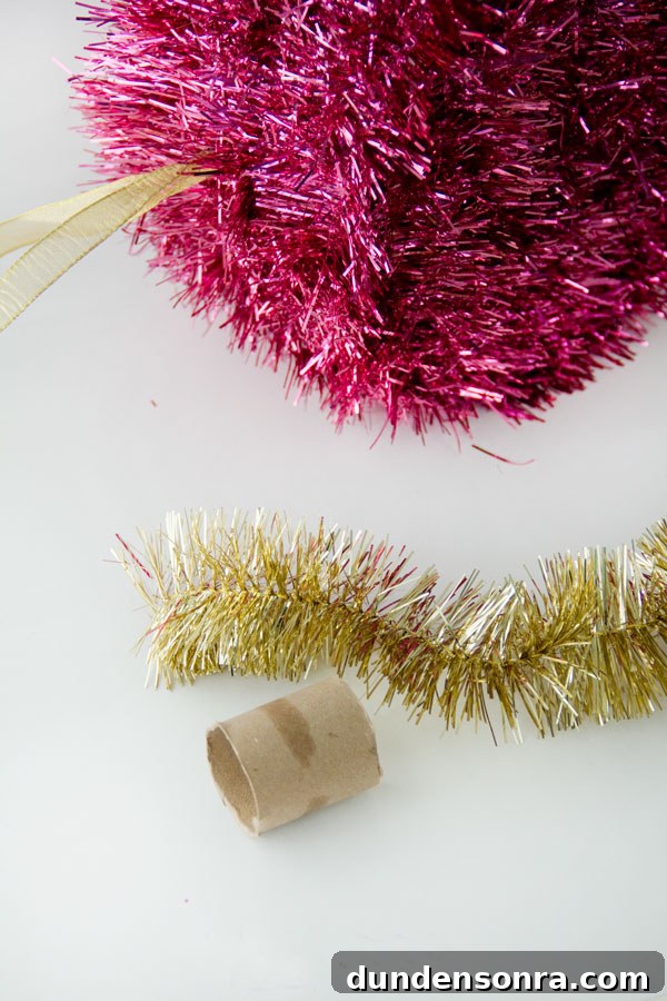 DIY Ornament Piñatas | Studio DIY