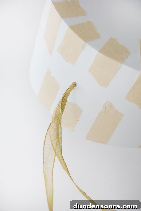DIY Ornament Piñatas | Studio DIY 