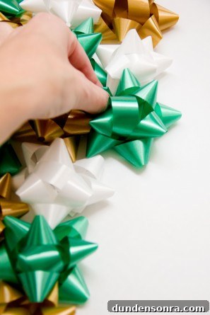 DIY Christmas Bow Backdrop