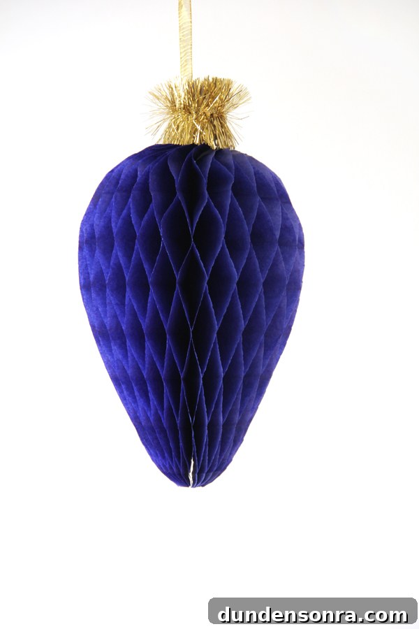 Hung honeycomb bulbs