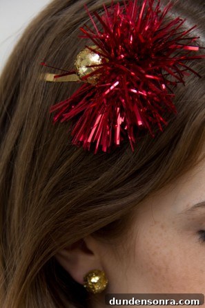 DIY Holiday Hair Clip DIY Holiday Hair Clip