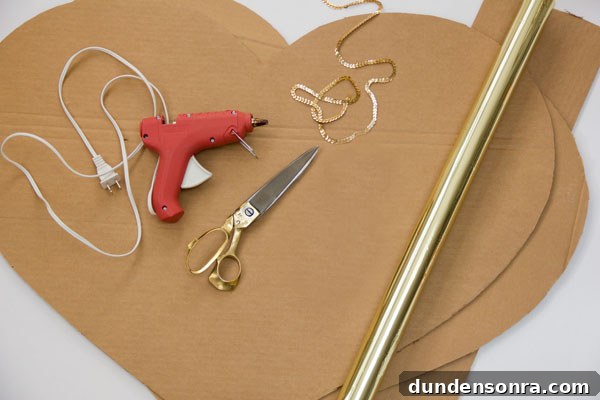 DIY Gold Heart Piñata Tutorial: Step-by-Step Guide for Parties 4 How To Make a Pinata